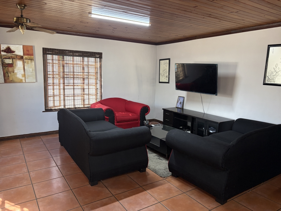 6 Bedroom Property for Sale in Table View Western Cape